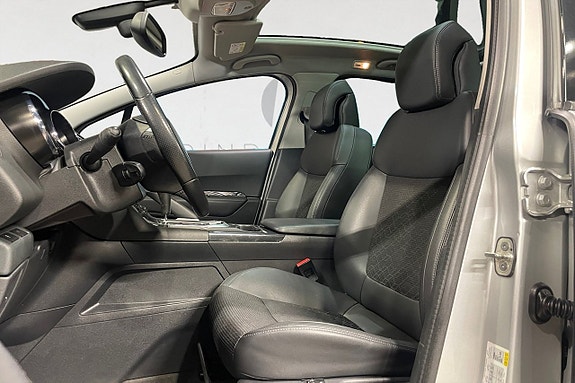 Peugeot 3008 3 of 17