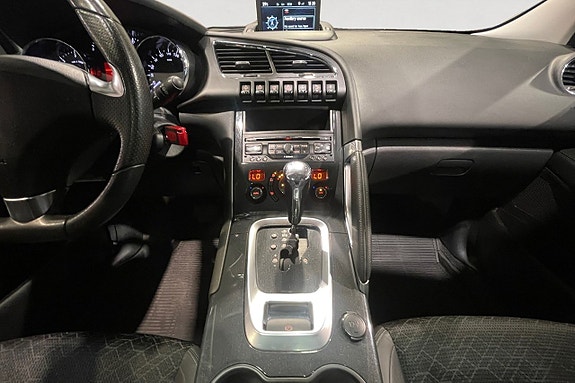 Peugeot 3008 12 of 17