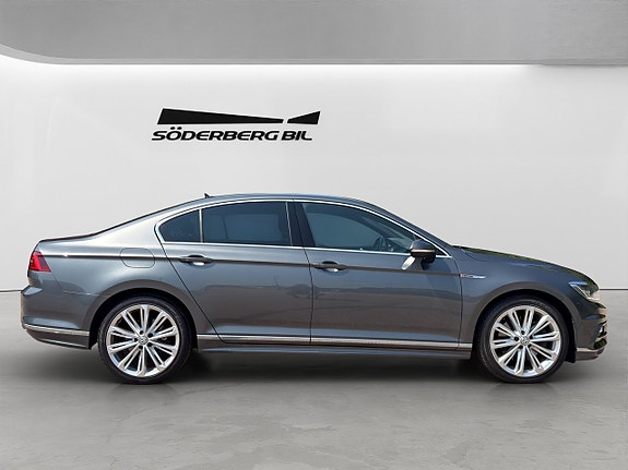 Volkswagen Passat 24 of 29