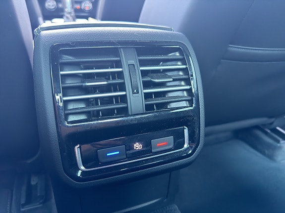 Volkswagen Passat 28 of 29