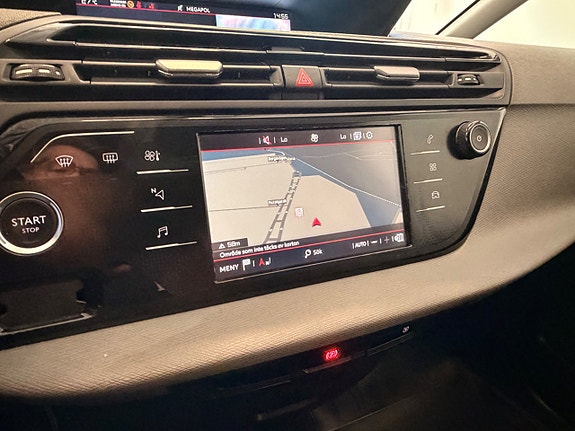 Citroen C4 Picasso 12 of 14