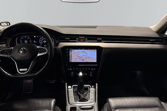 Volkswagen Passat Alltrack 4 of 5