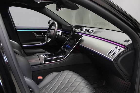 Mercedes-Benz S580 e 10 of 16