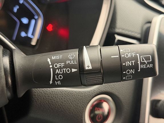 Honda CR-V 17 of 30