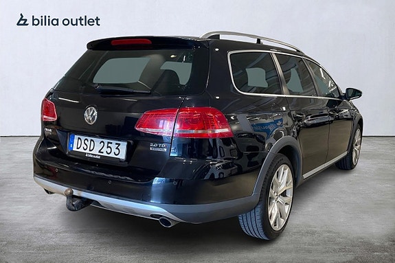 Volkswagen Passat Alltrack 8 of 26