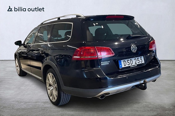 Volkswagen Passat Alltrack 6 of 26
