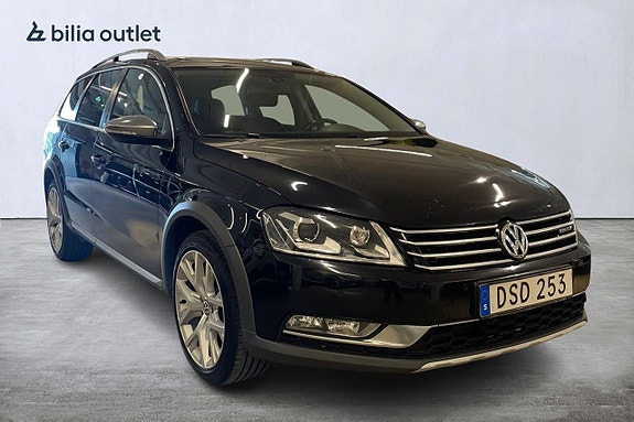 Volkswagen Passat Alltrack 4 of 26