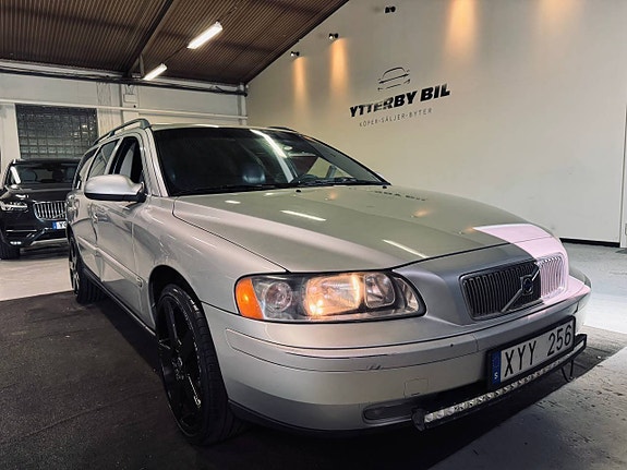 Volvo V70 4 of 9