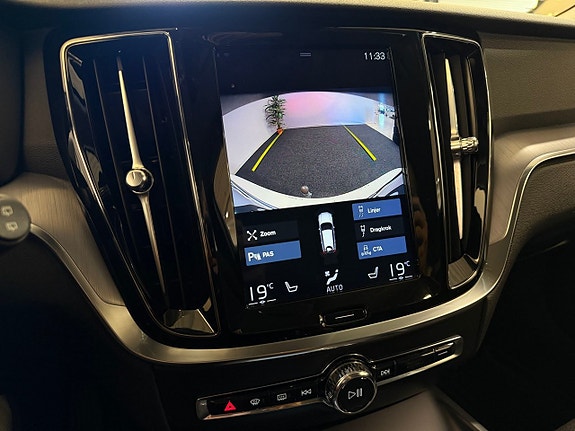 Volvo V60 14 of 26