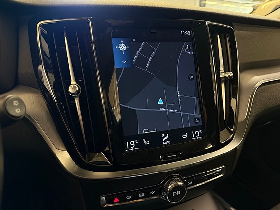 Volvo V60 13 of 26