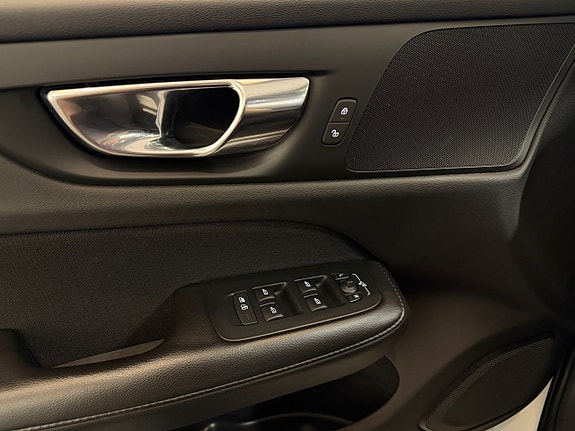 Volvo V60 21 of 26