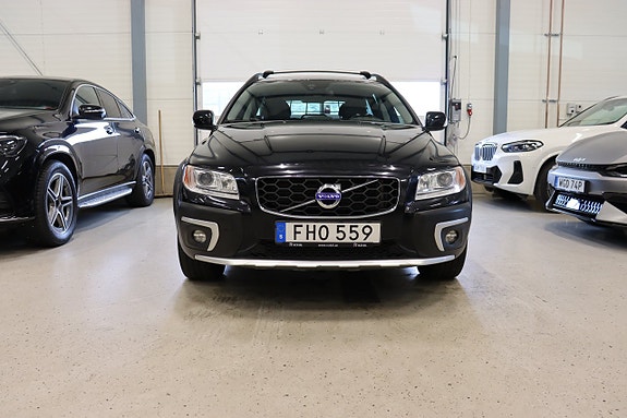 Volvo XC70 3 of 5