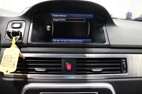 Volvo XC70 18 of 22