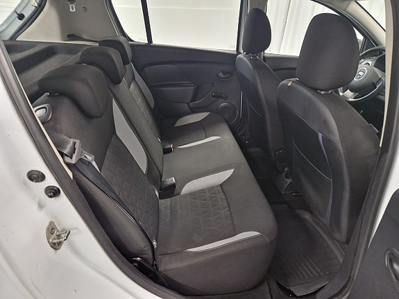 Dacia Sandero Stepway 10 of 14