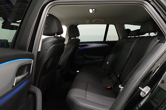 BMW 530e 5 of 5