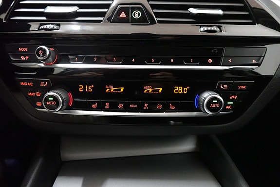 BMW 530e 14 of 24