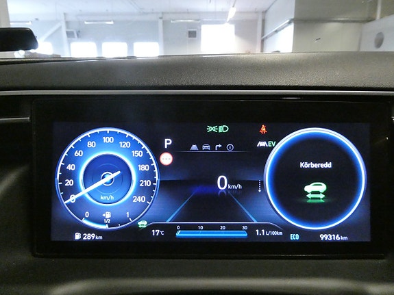 Hyundai Tucson 18 of 21