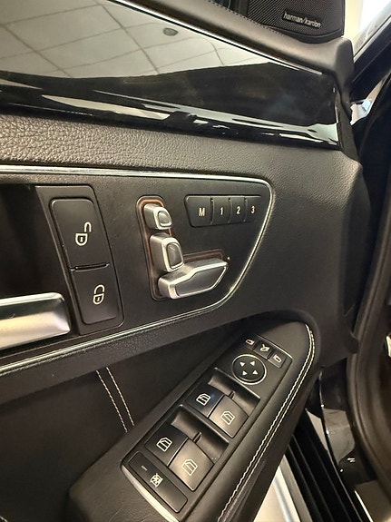Mercedes-Benz E63 9 of 25