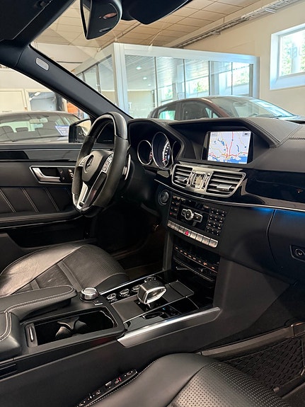 Mercedes-Benz E63 19 of 25