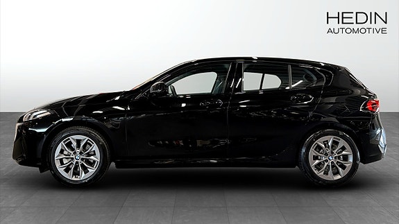 BMW 120 6 of 13