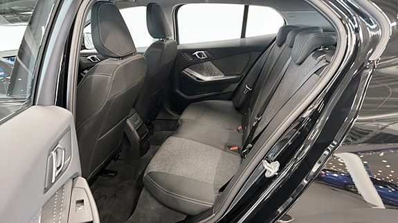 BMW 120 5 of 13