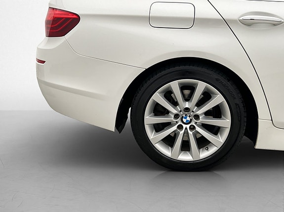 BMW 520d 30 of 30