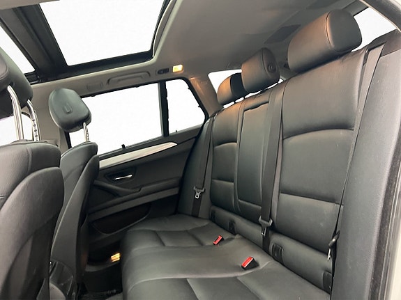 BMW 520d 26 of 30
