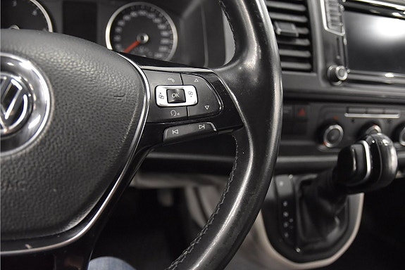 Volkswagen Transporter 11 of 17