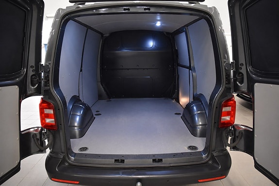 Volkswagen Transporter 17 of 17