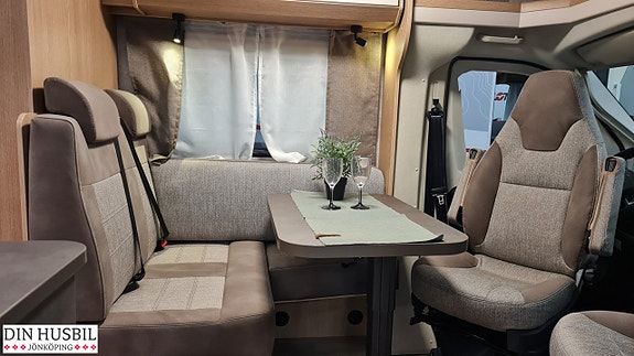Hobby ONTOUR C 680 GE - Sverigepaket 3 of 14
