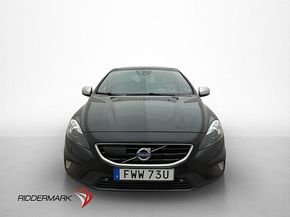 Volvo V40 2 of 28