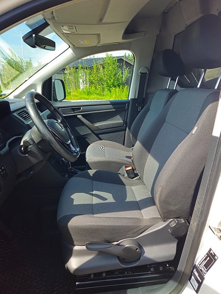 Volkswagen Caddy Maxi 5 of 5