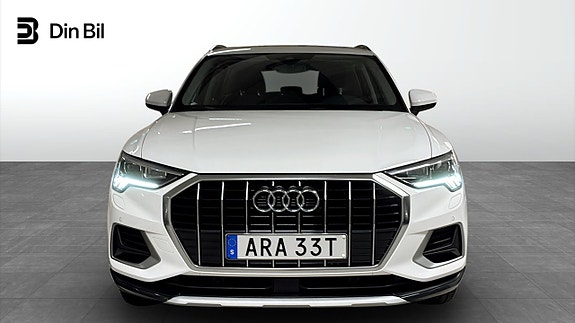 Audi Q3 4 of 5