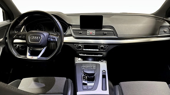 Audi Q5 10 of 14