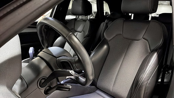 Audi Q5 8 of 14