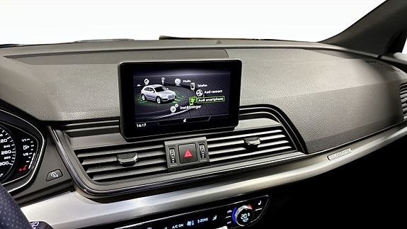 Audi Q5 9 of 14