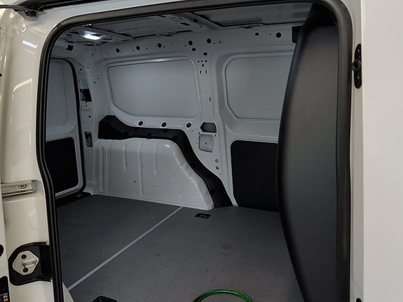 Volkswagen Caddy 6 of 7