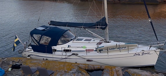 Bavaria 37 Cruiser 2 of 5