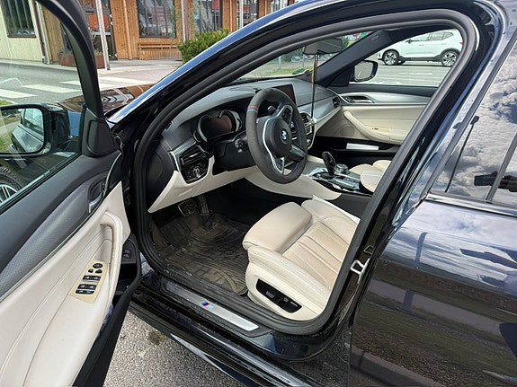 BMW 520d 6 of 7