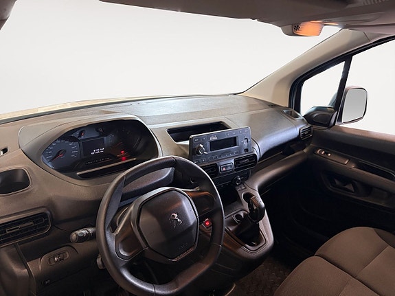 Peugeot Partner 9 of 16