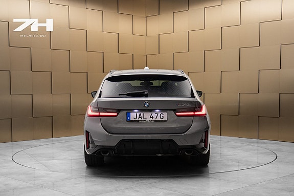 BMW M340d 4 of 5