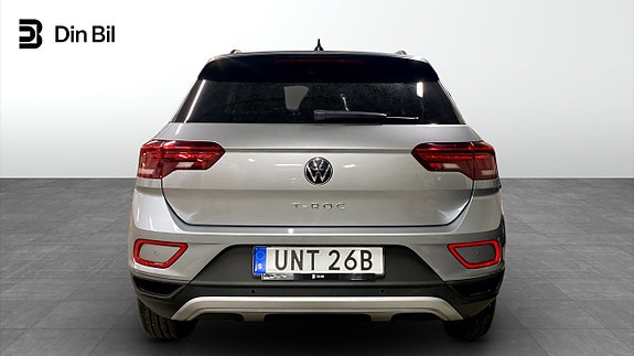 Volkswagen T-Roc 5 of 12