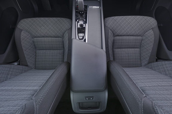 Volvo XC60 9 of 20