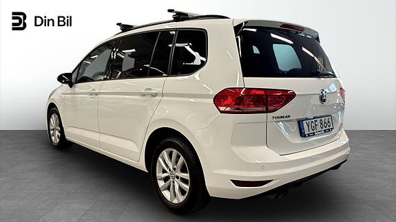 Volkswagen Touran 3 of 13