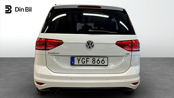 Volkswagen Touran 5 of 13