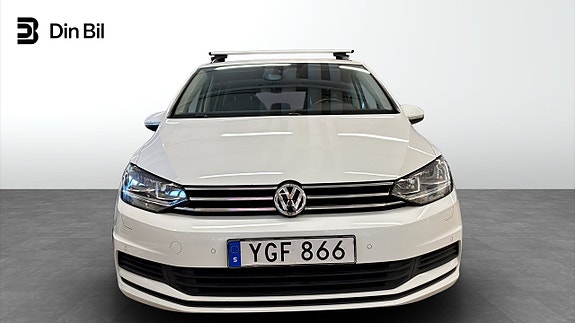Volkswagen Touran 4 of 13