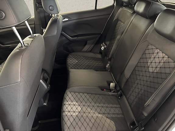 Volkswagen T-Cross 7 of 10