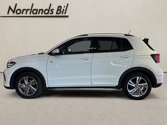 Volkswagen T-Cross 2 of 5
