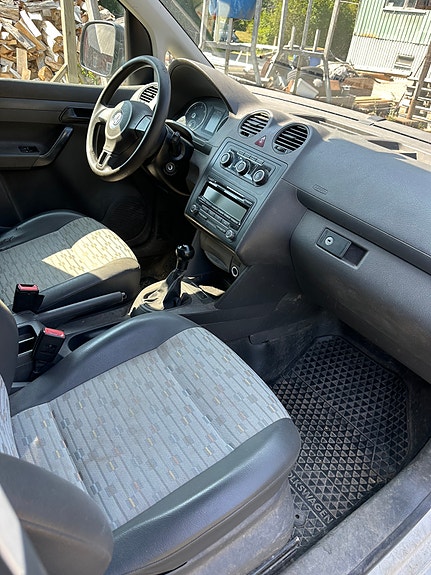 Volkswagen Caddy 5 of 5