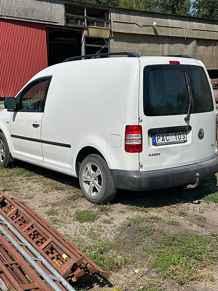 Volkswagen Caddy 2 of 5